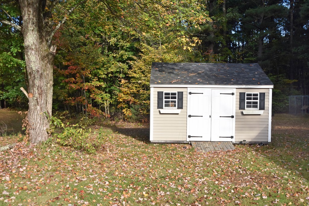 31 Shaker Road Shirley, MA 01464 - Photo 17 of 18 Gallery Image 17