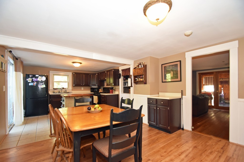 31 Shaker Road Shirley, MA 01464 - Photo 4 of 18 Gallery Image 4