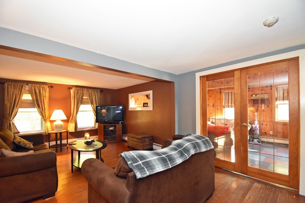 31 Shaker Road Shirley, MA 01464 - Photo 6 of 18 Gallery Image 6