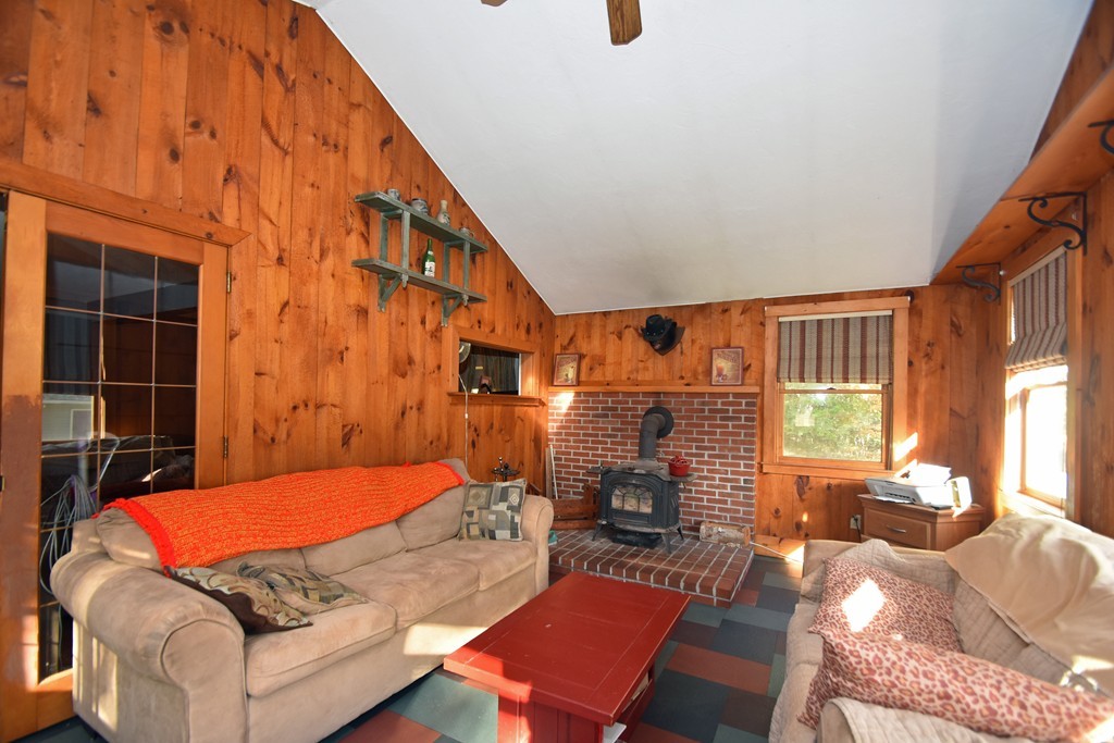 31 Shaker Road Shirley, MA 01464 - Photo 8 of 18 Gallery Image 8
