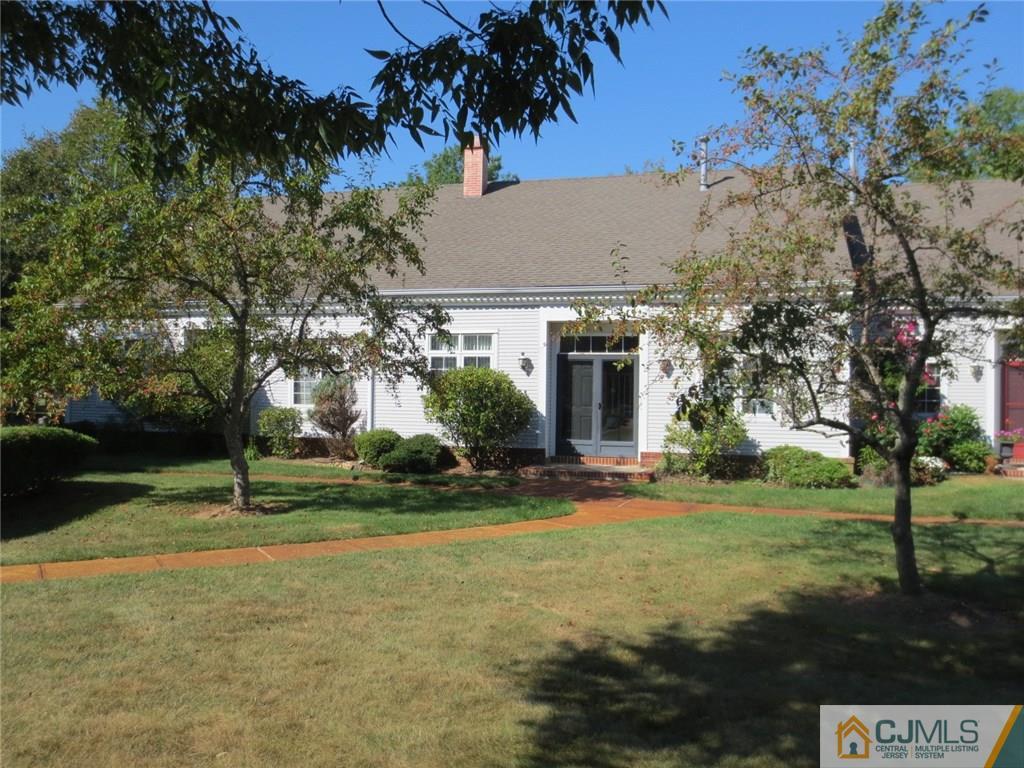 79 B Winthrop Road Monroe Township, NJ 08831 - Photo 2 of 11 Gallery Image 2