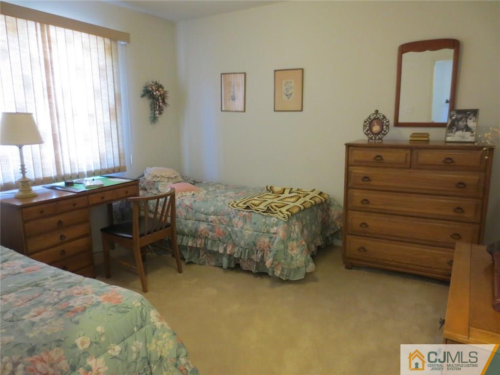 79 B Winthrop Road Monroe Township, NJ 08831 - Photo 10 of 11 Gallery Image 10