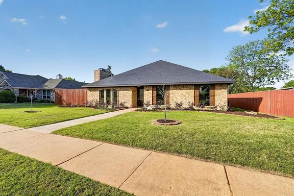 $523,000 | 1402 Country Lane, Allen, TX 75002
