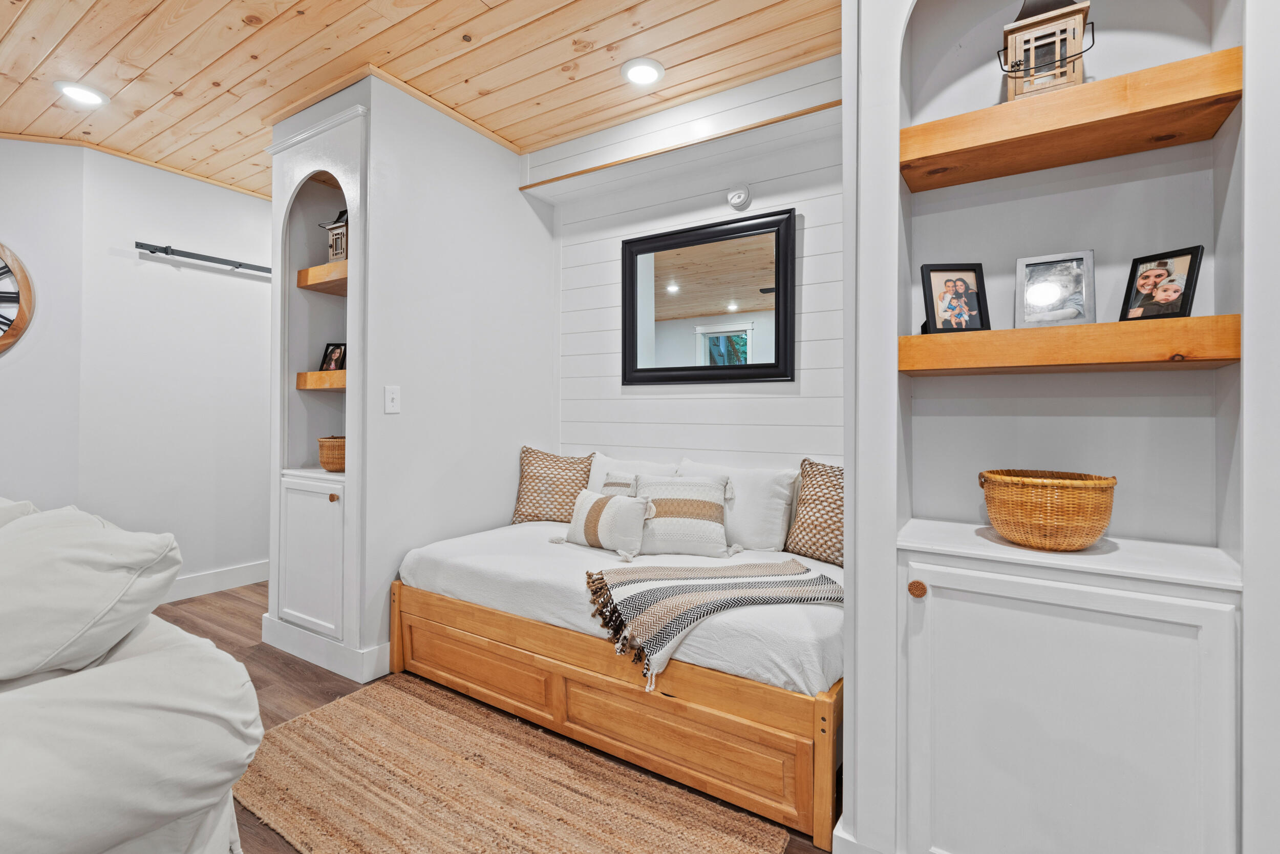 29 Pinecroft Road Harrison, ME 04040 - Photo 25 of 39 034_O8mT