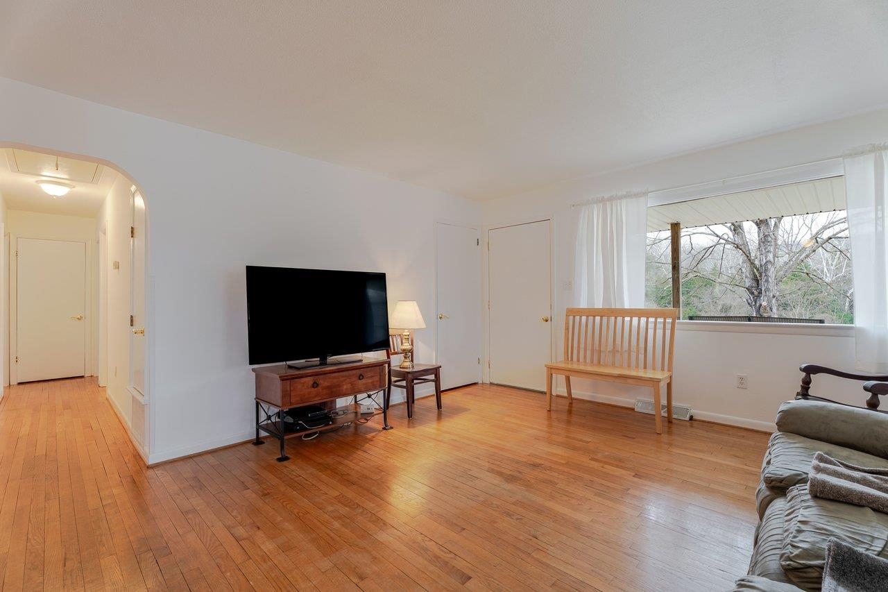 11918 Turleytown Road Broadway, VA 22815 - Photo 6 of 42