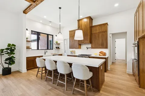 $895,000 | 3031 Stonebriar Drive, Waxahachie, TX 75165