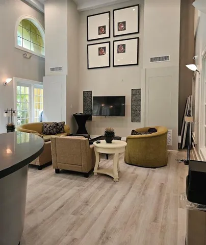 $1,300 | 860 North Orange Avenue, Unit 146, Orlando, FL 32801