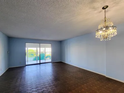 $199,000 | 131 Southeast 3rd Avenue, Unit 401, Dania Beach, FL 33004