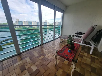 $199,000 | 131 Southeast 3rd Avenue, Unit 401, Dania Beach, FL 33004