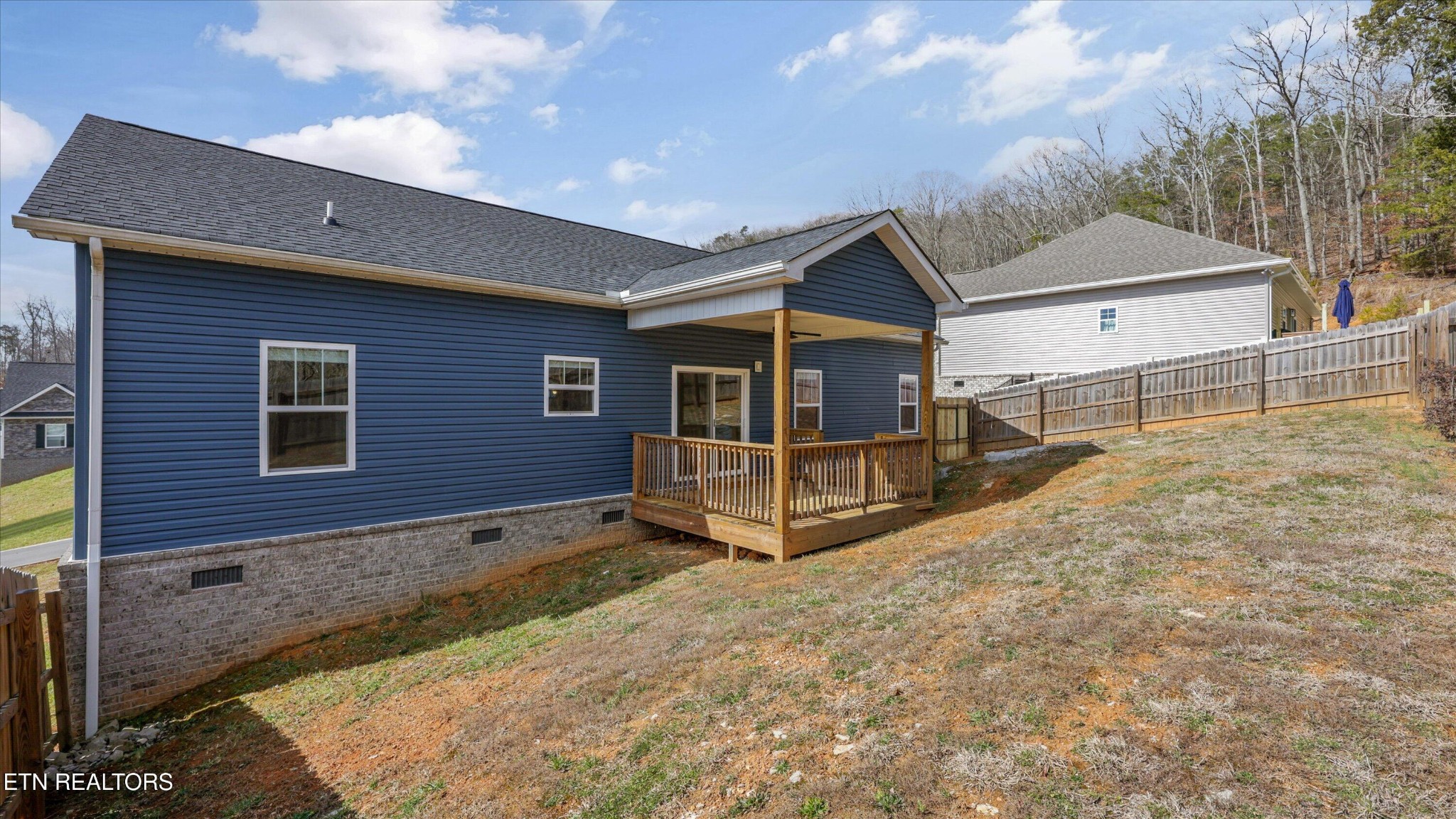 208 Daniel Morris Point Clinton, TN 37716 - Photo 19 of 32 Gallery Image 19
