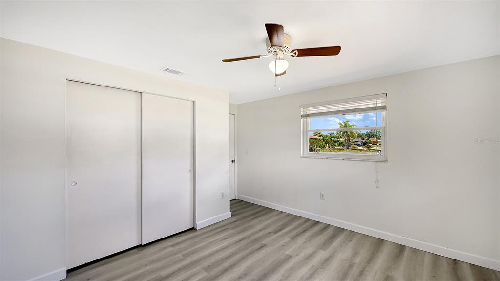 2512 Post Road Sarasota, FL 34231 - Photo 20 of 35