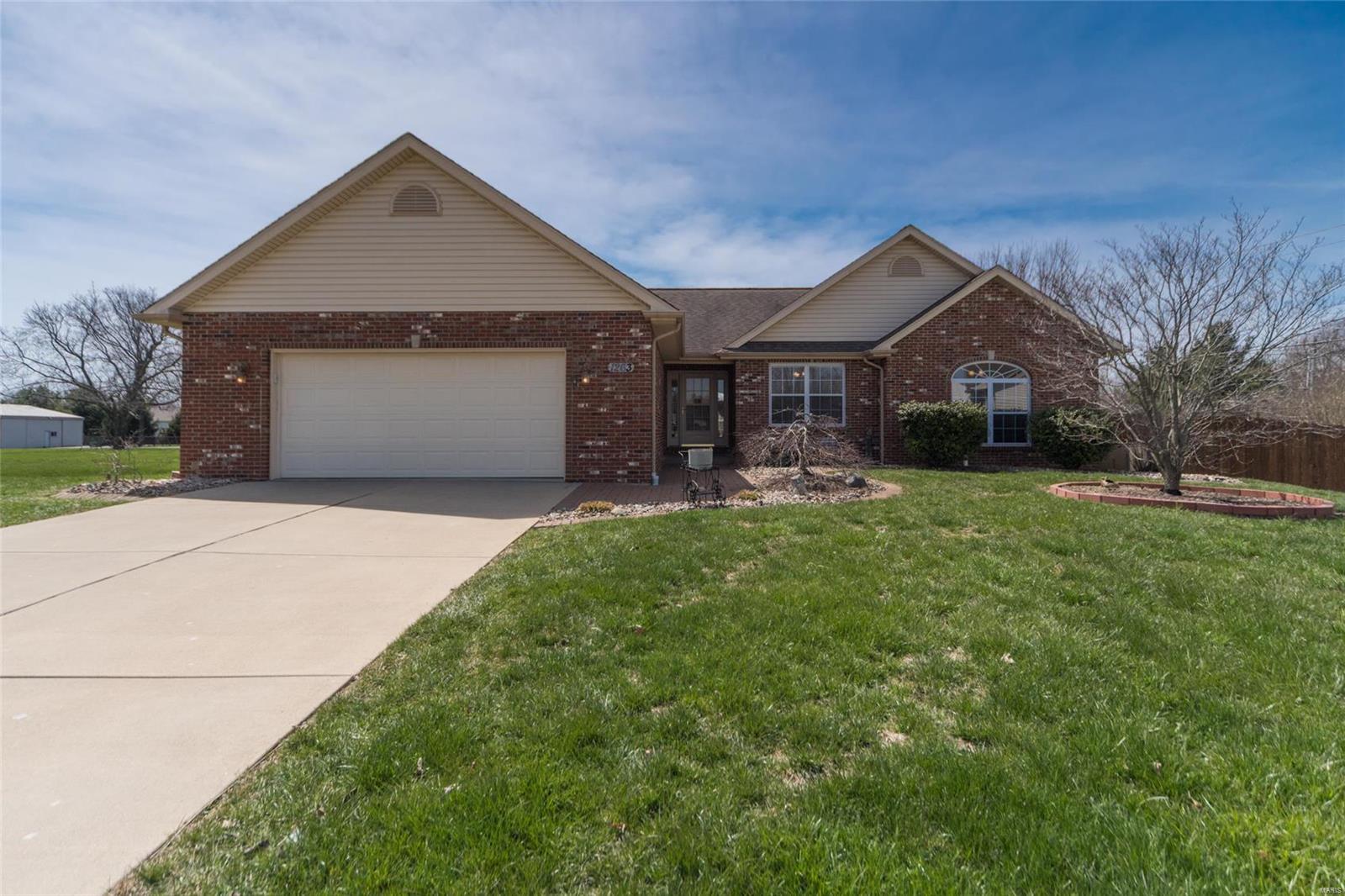 1263 Pheasant Ridge Court Shiloh, IL 62221 - Photo 2 of 30 Gallery Image 2