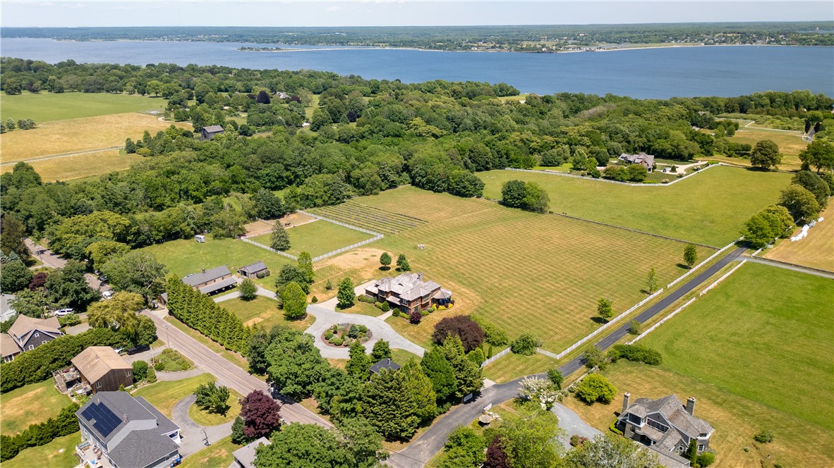 474 Wapping Road Portsmouth, RI 02871 - Photo 6 of 50