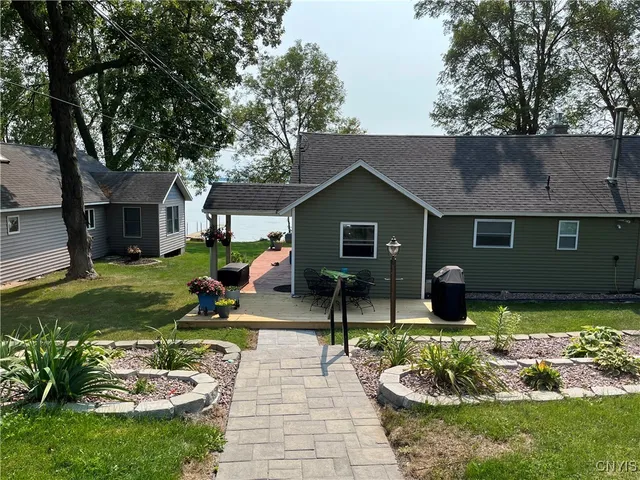 $449,000 | 26995 3 Mile Point Road, Lyme, NY 13622