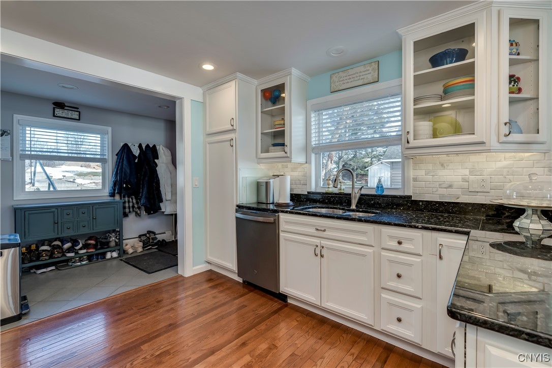 26995 3 Mile Point Road Lyme, NY 13622 - Photo 8 of 48