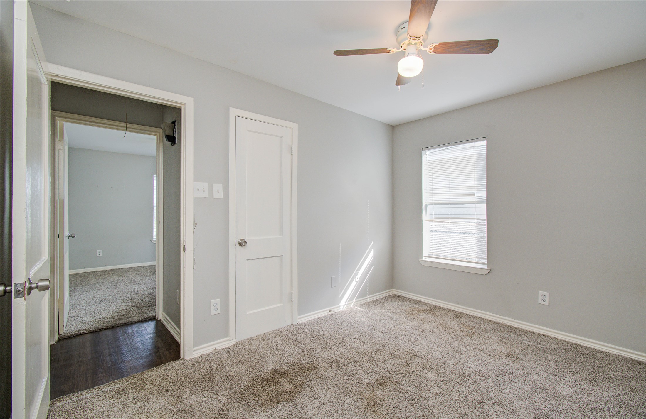 6830 New York Street Houston, TX 77021 - Photo 16 of 23 a view of an empty room with a window