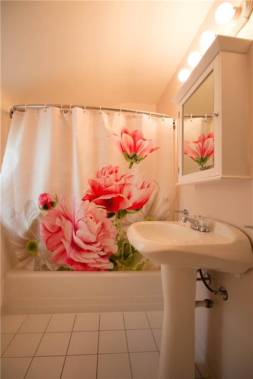 173 Poplar Ridge Road Pittsburgh, PA 15235 - Photo 12 of 16 Gallery Image 12
