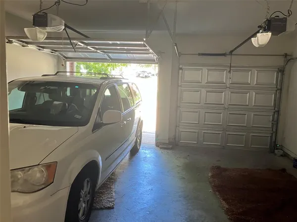 $2,800 | 1216 Tioga Drive, Irving, TX 75063