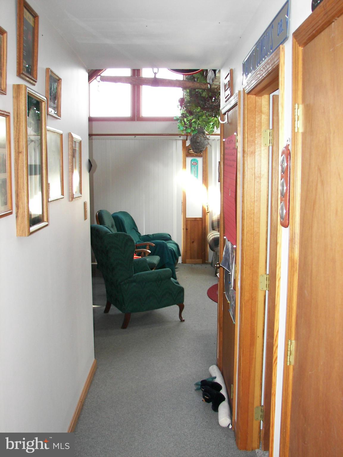 1830 Off Wv Rt 7 Berkeley Springs Berkeley Springs, WV 25411 - Photo 15 of 30 Interior (General)