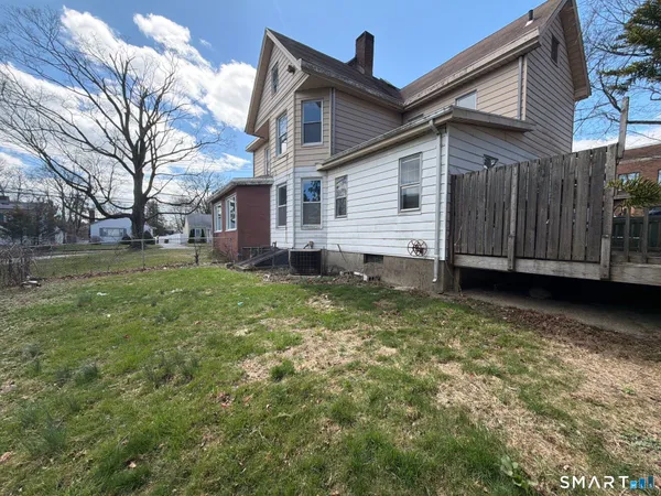 $3,200 | 316 West Main Street, Unit 2, Milford, CT 06460