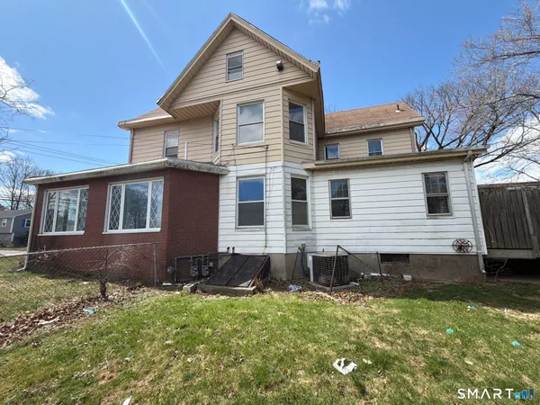 $3,200 | 316 West Main Street, Unit 2, Milford, CT 06460