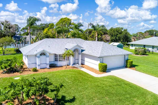 $344,000 | 102 Miller Drive, Sebastian, FL 32958