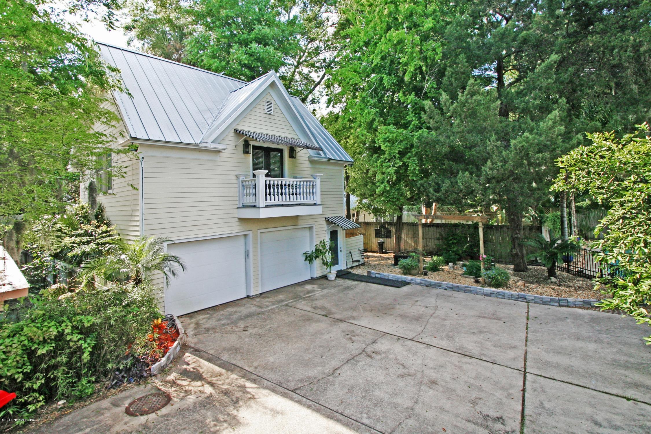 48 Water Street St. Augustine, FL 32084 - Photo 44 of 52 a view of backyard of house