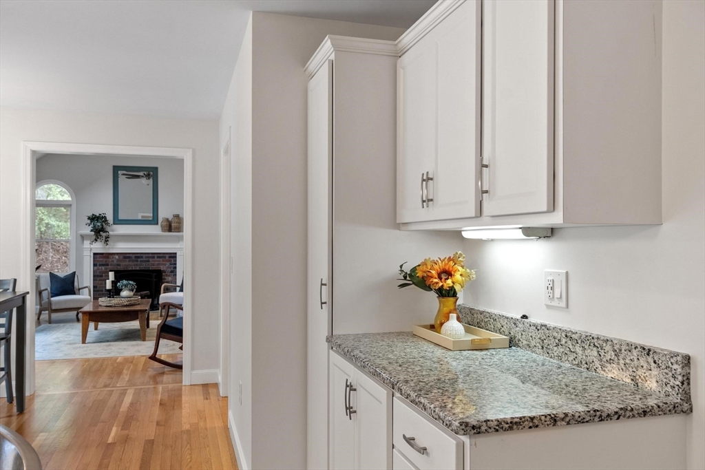34 Patch Hill Road Boxborough, MA 01719 - Photo 6 of 40 Gallery Image 6