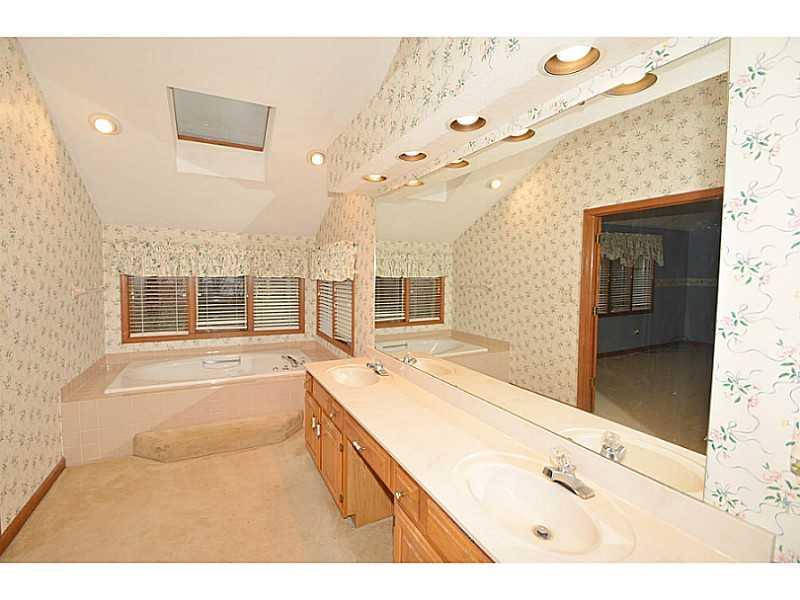 3526 Foster Ridge Lane Carmel, IN 46033 - Photo 13 of 24 Gallery Image 13