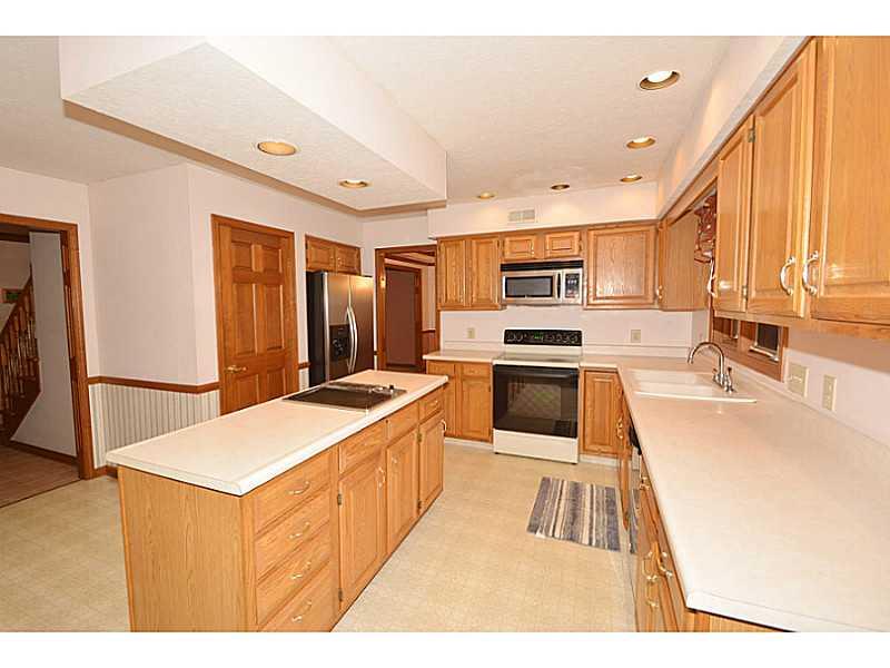 3526 Foster Ridge Lane Carmel, IN 46033 - Photo 9 of 24 Gallery Image 9