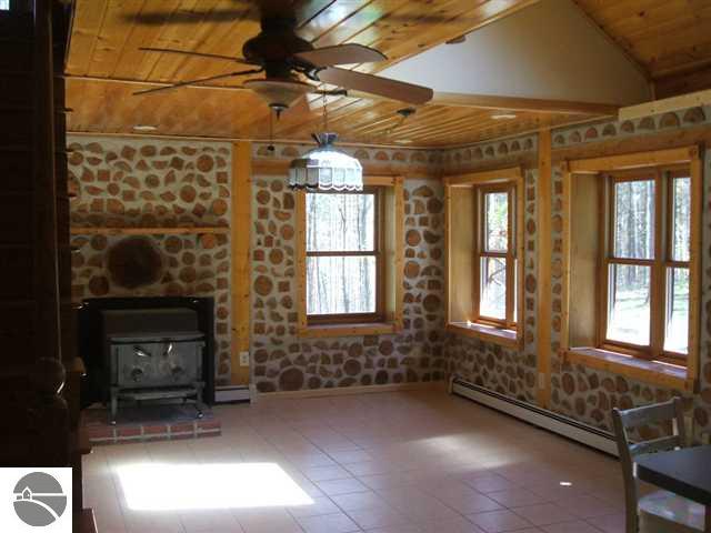 1305 North 39 Road Manton, MI 49663 - Photo 8 of 15 1715208-7.JPG