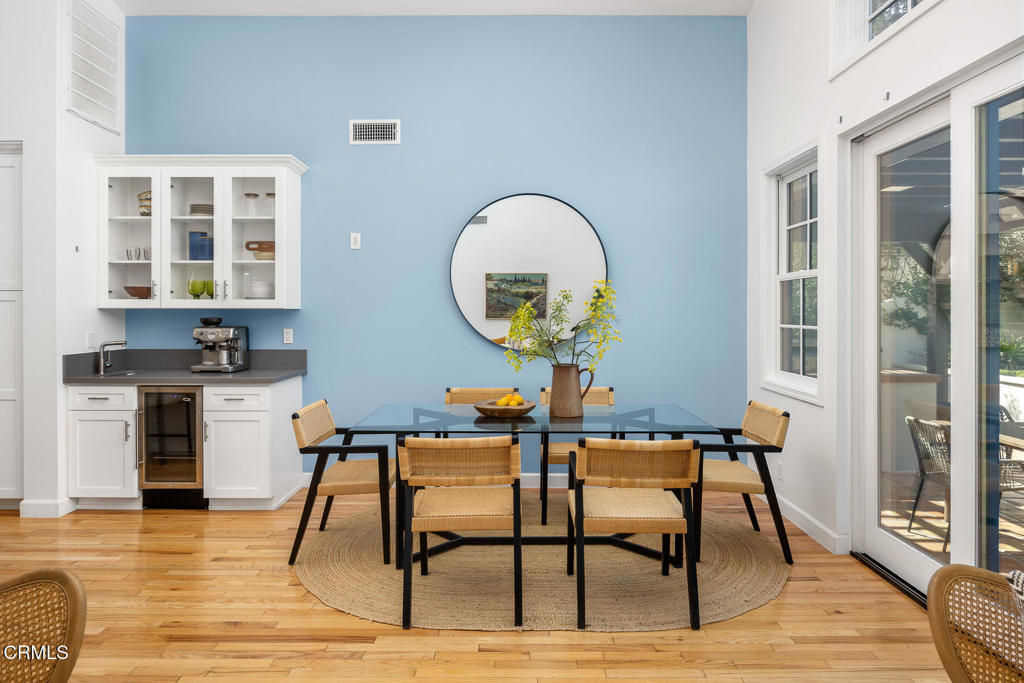 2044 Monterey Road South Pasadena, CA 91030 - Photo 7 of 16 Dining Area