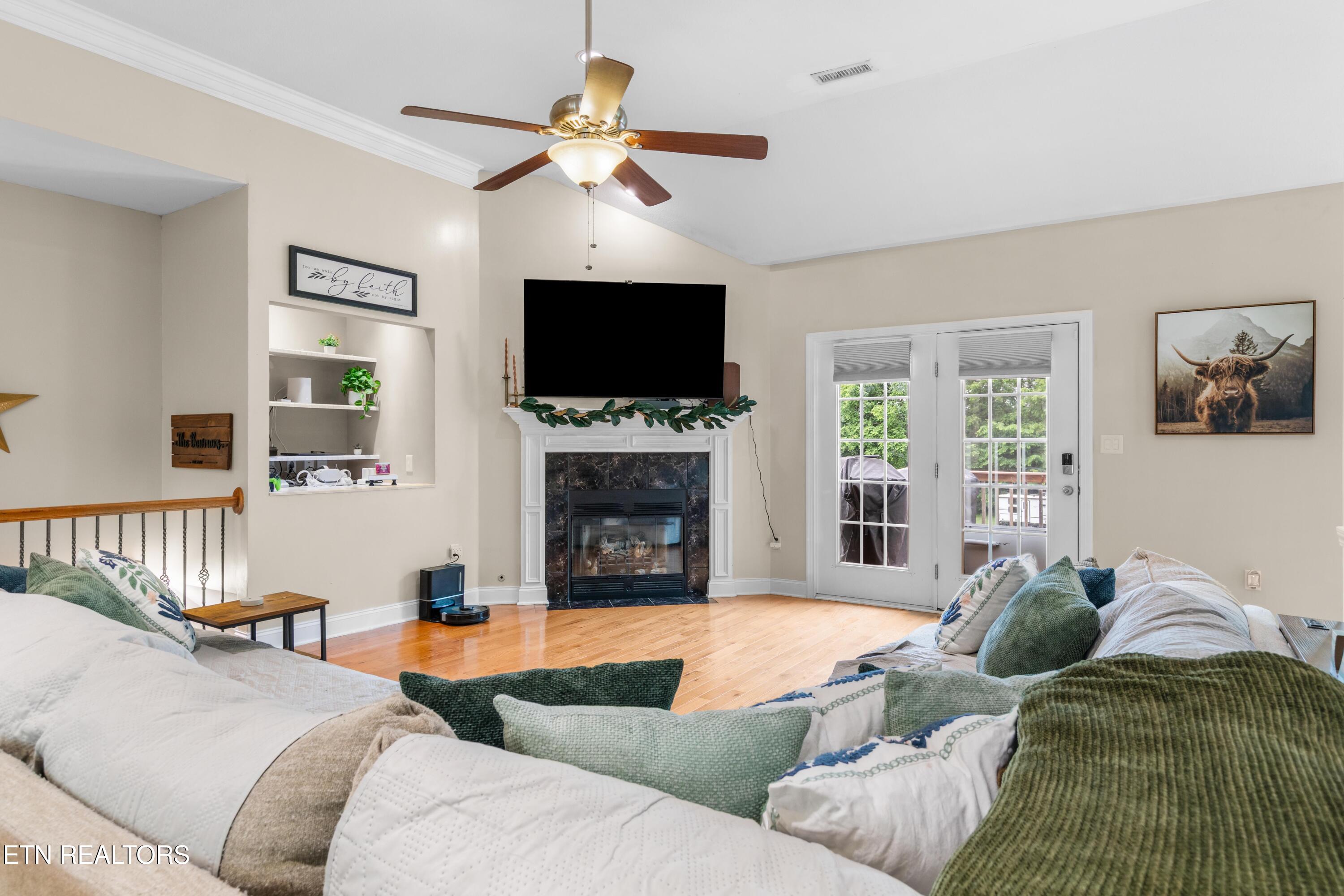 8111 Campbells Point Road Corryton, TN 37721 - Photo 12 of 39 030A0223