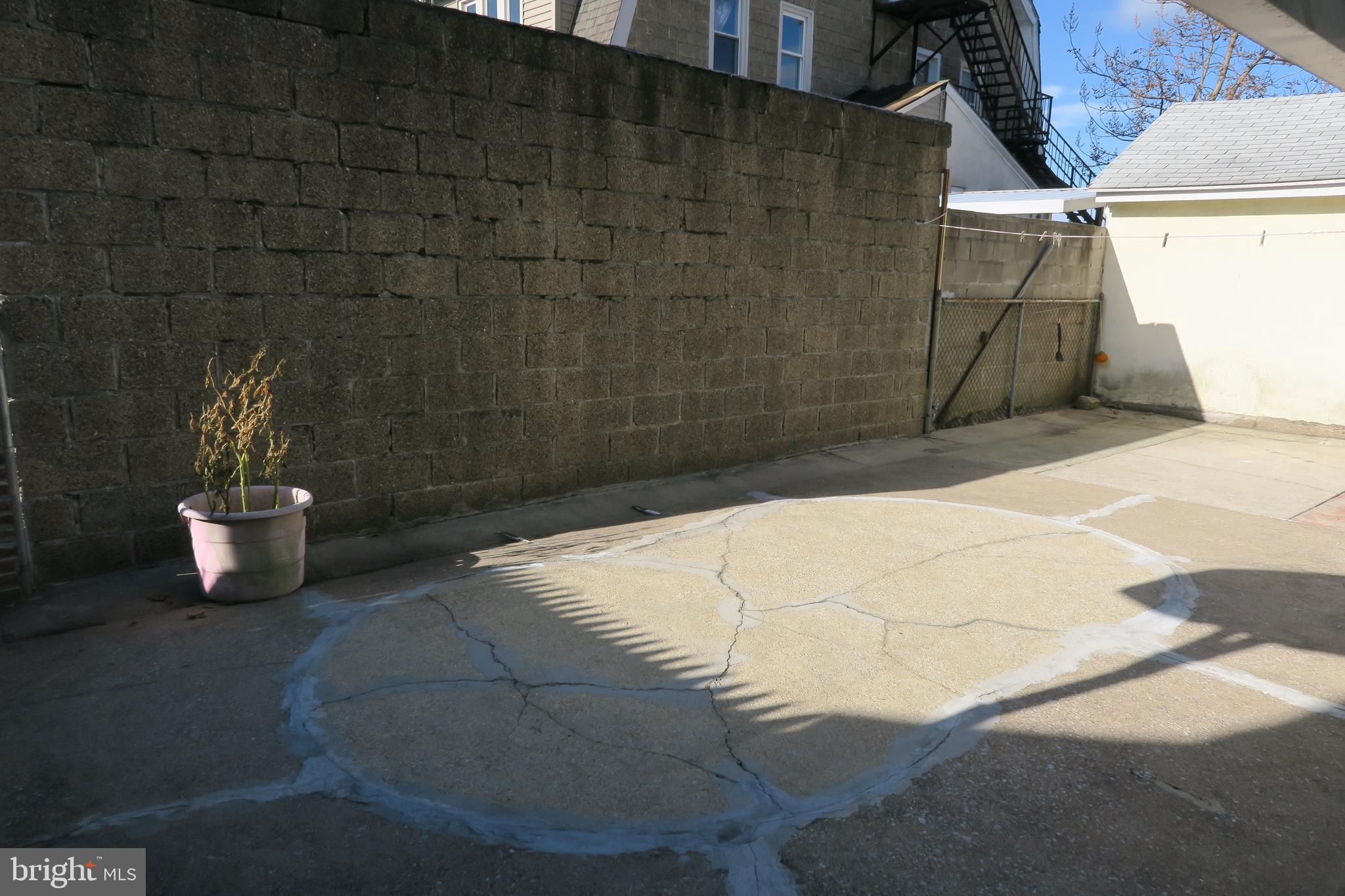 10 Overhill Road Upper Darby, PA 19082 - Photo 21 of 26