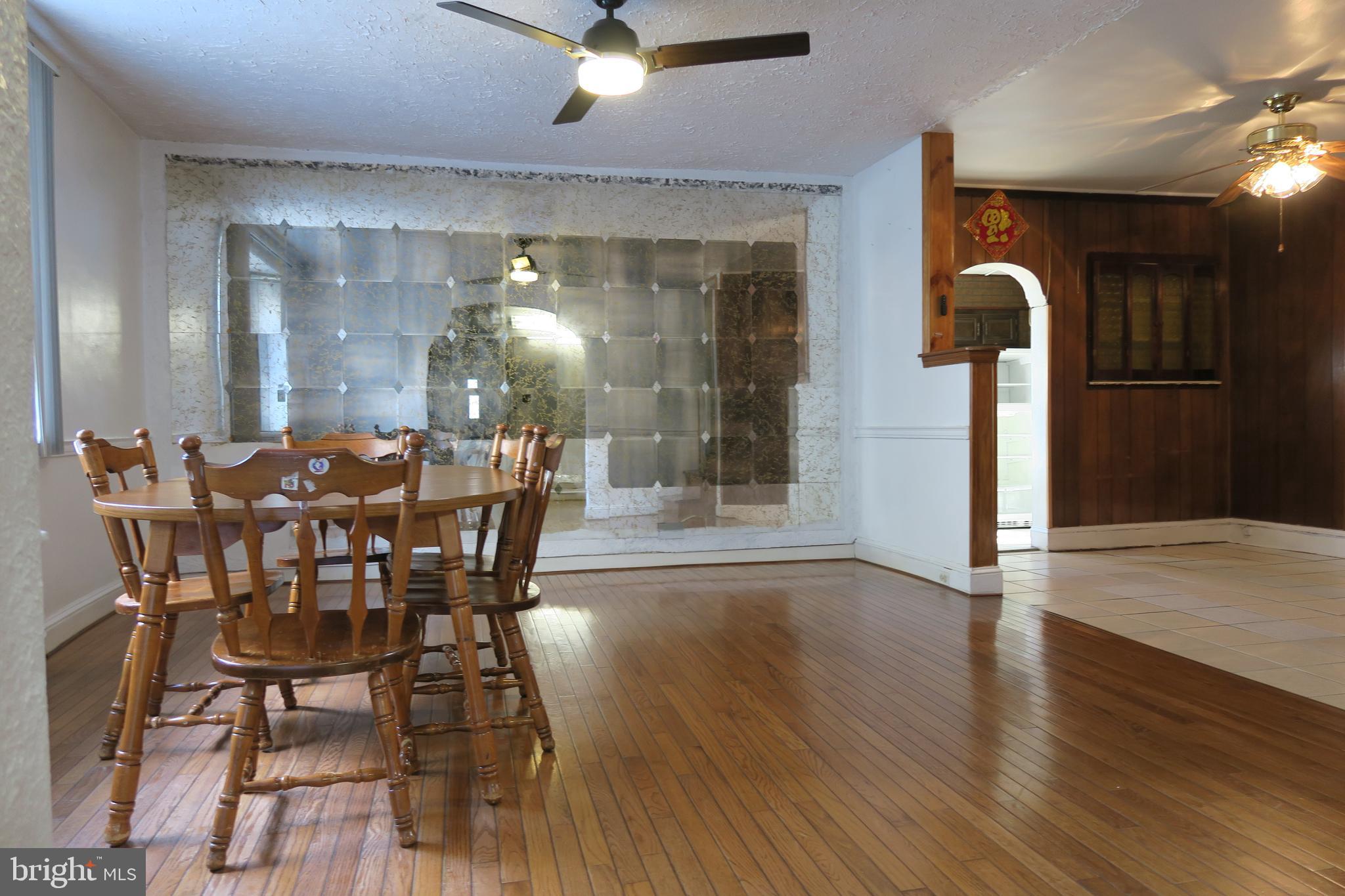 10 Overhill Road Upper Darby, PA 19082 - Photo 6 of 26