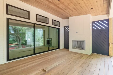 $1,825,000 | 10910 Woodstock Road, Roswell, GA 30075