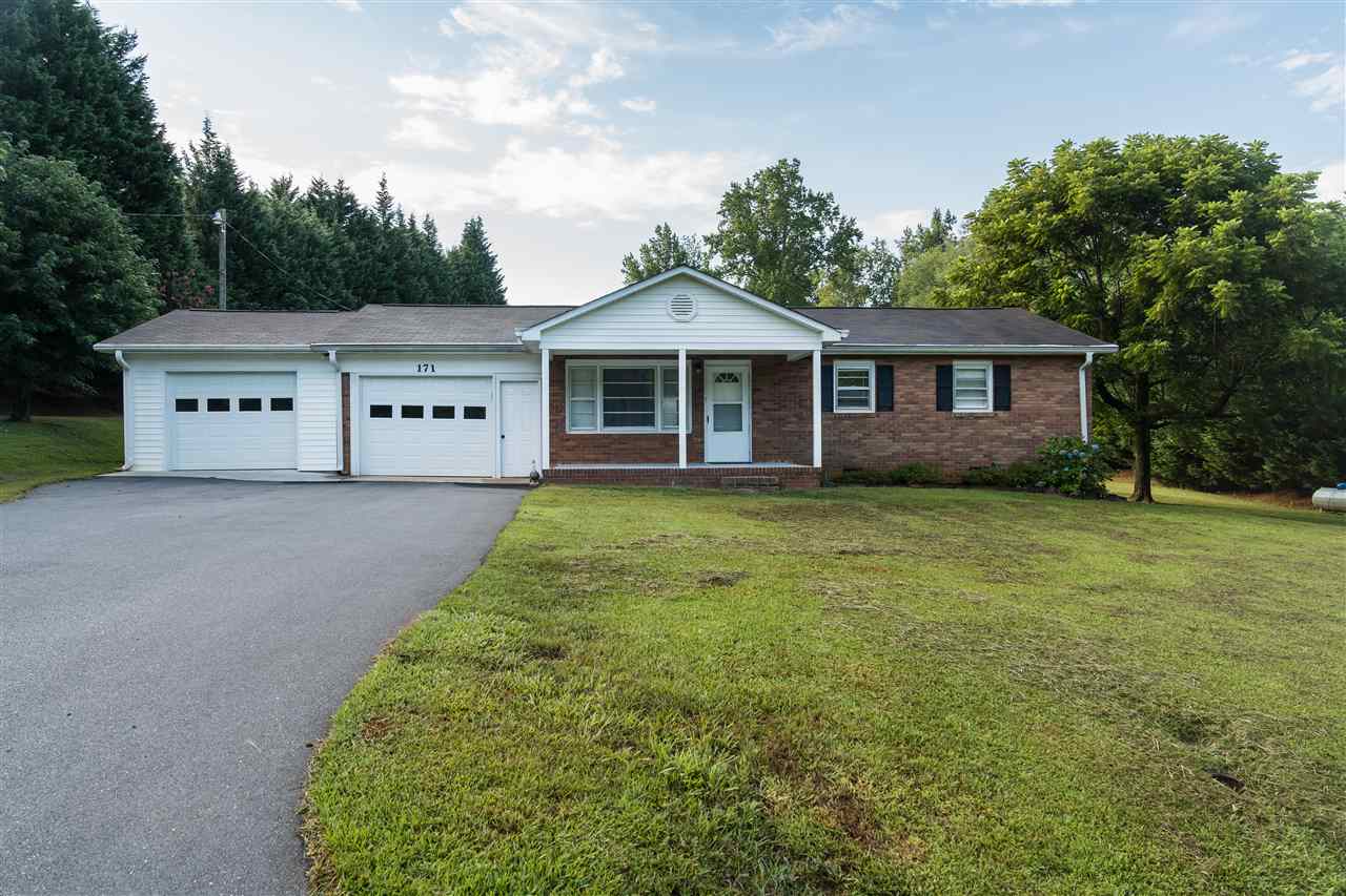 171 State Rd S-42-3220 Wellford, SC 29385 - Photo 1 of 33 Gallery Image 1