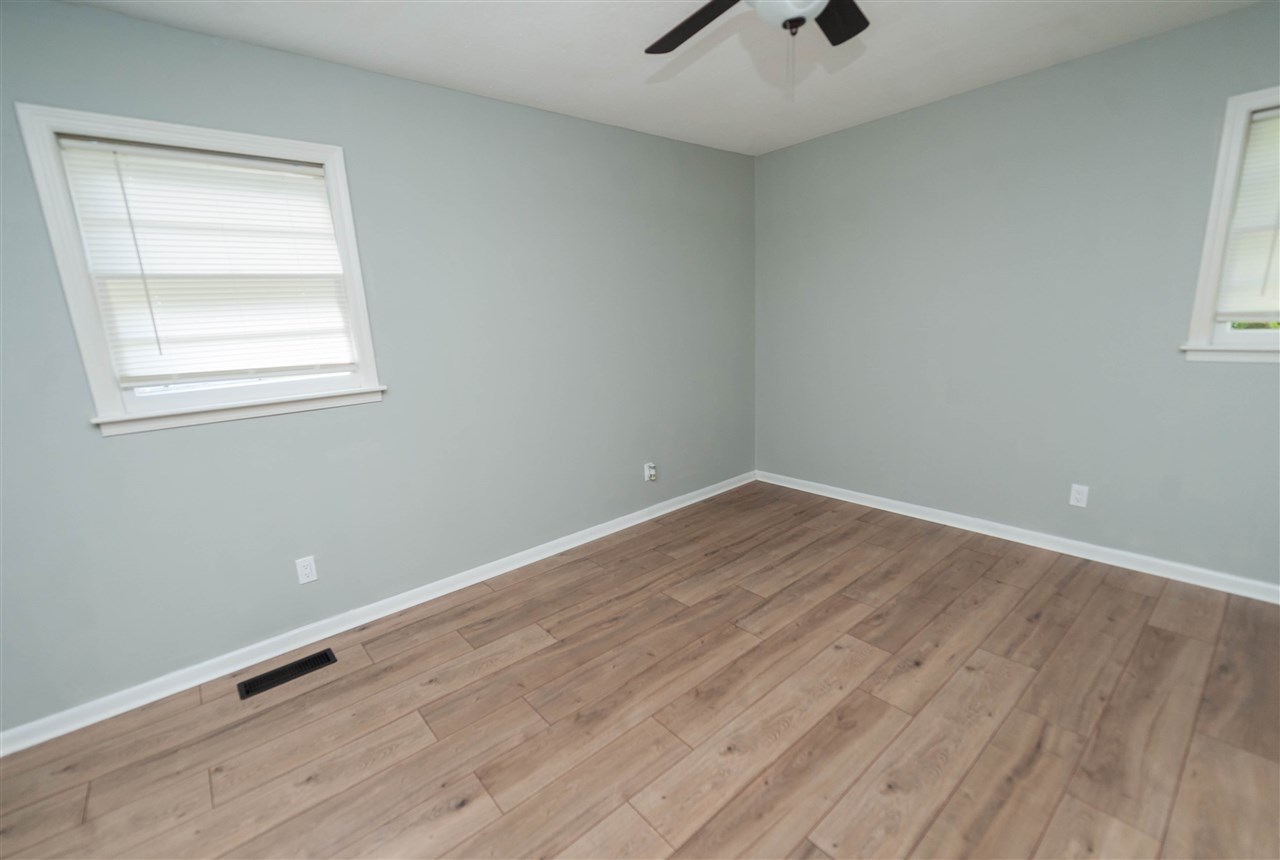 171 State Rd S-42-3220 Wellford, SC 29385 - Photo 16 of 33 Gallery Image 16
