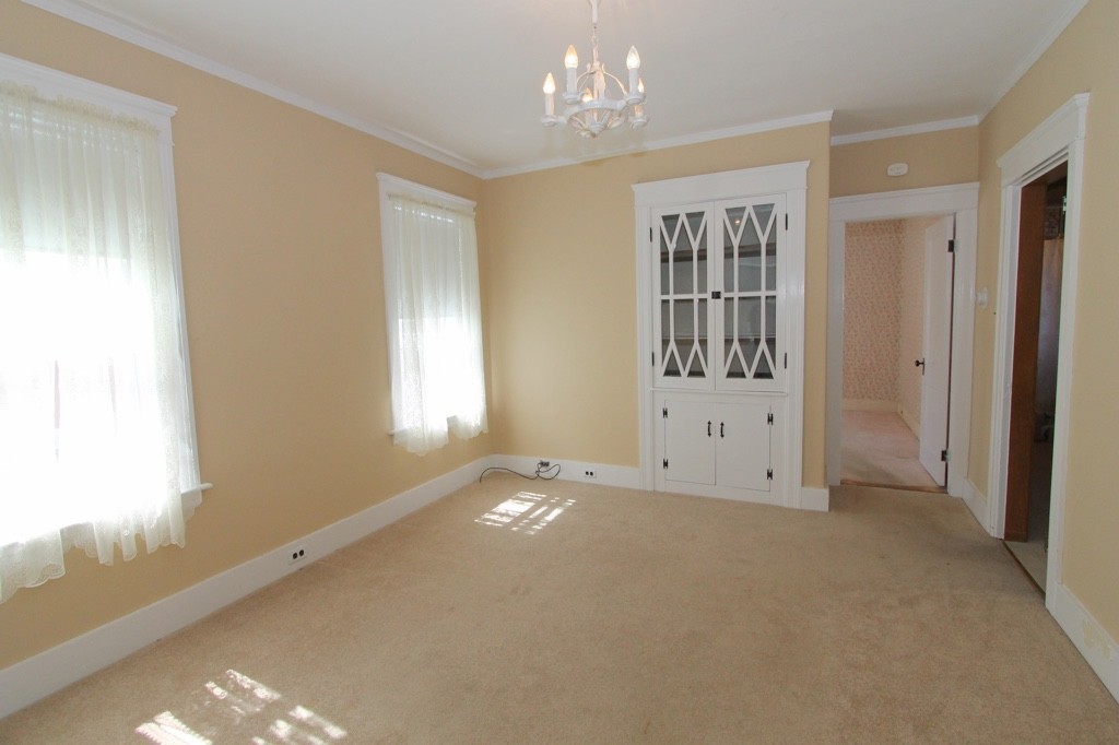 11 Ruth Street Worcester, MA 01602 - Photo 3 of 15 Gallery Image 3