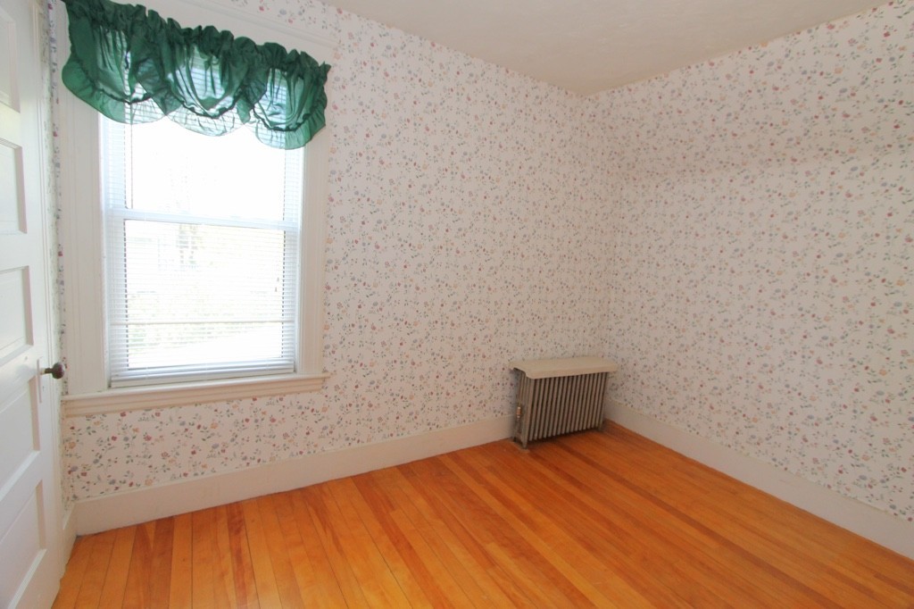 11 Ruth Street Worcester, MA 01602 - Photo 8 of 15 Gallery Image 8
