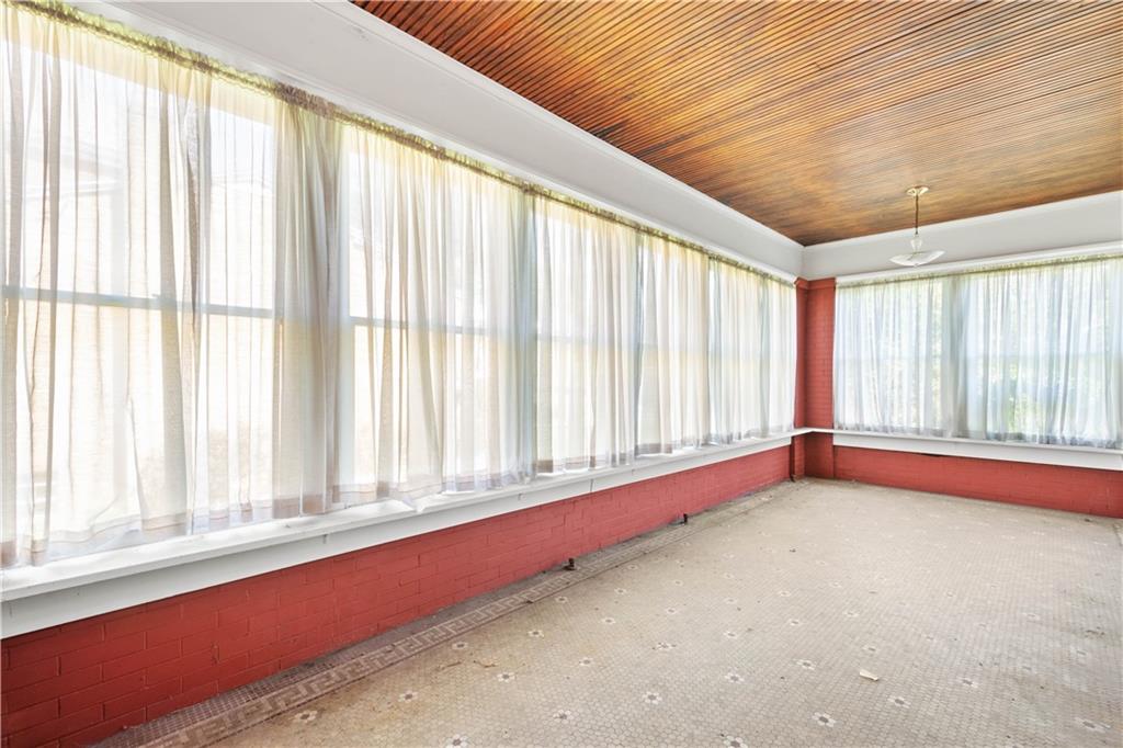 2250 Brownsville Road Pittsburgh, PA 15210 - Photo 6 of 25 Gallery Image 6