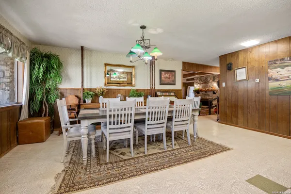 $2,950 | 118 Buffalo Spring Road, New Braunfels, TX 78132