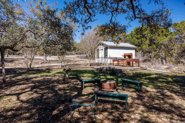 $2,950 | 118 Buffalo Spring Road, New Braunfels, TX 78132