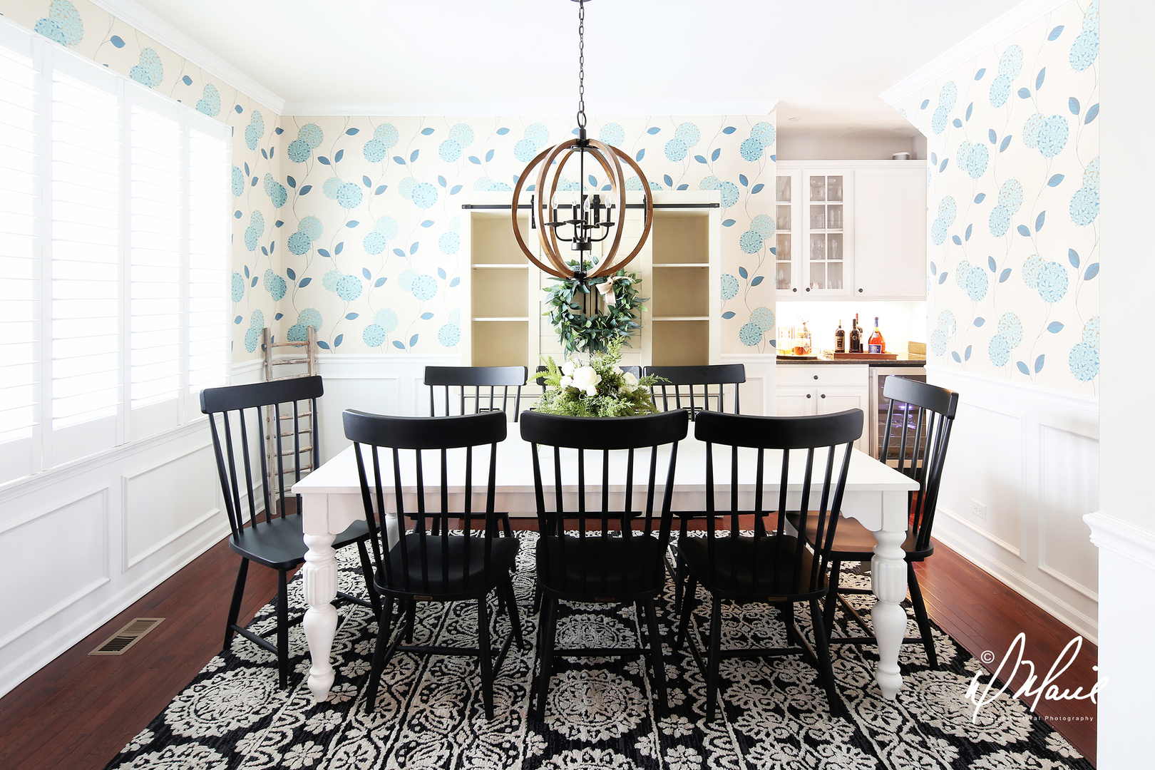 702 Amber Ridge Avenue Glen Ellyn, IL 60137 - Photo 2 of 26 a view of a dining room with furniture window and wooden floor