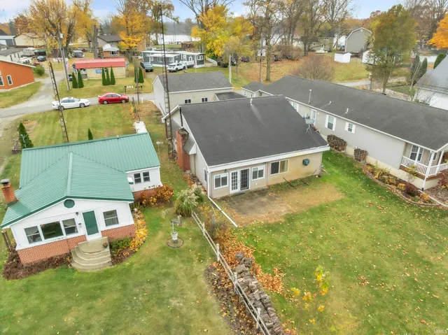 $288,900 | 885 West 590 South, Wolcottville, IN 46795