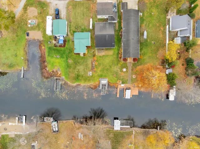 $299,999 | 885 West 590 South, Wolcottville, IN 46795