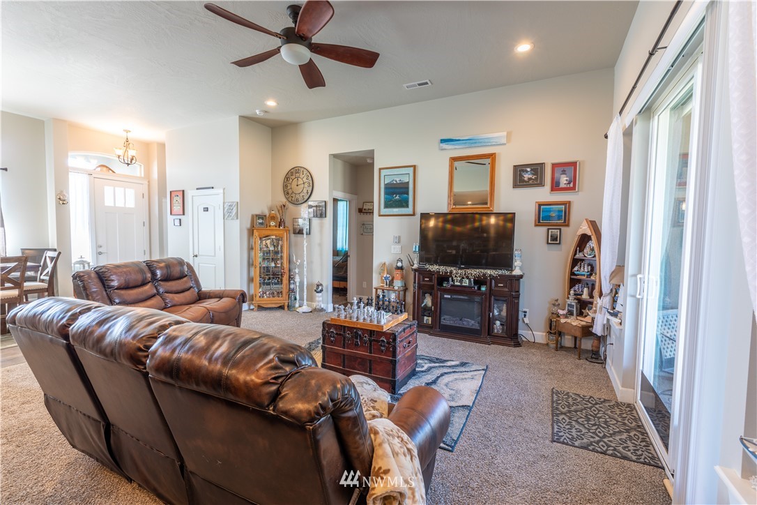 315 R Street Southwest Quincy, WA 98848 - Photo 23 of 34 Gallery Image 23