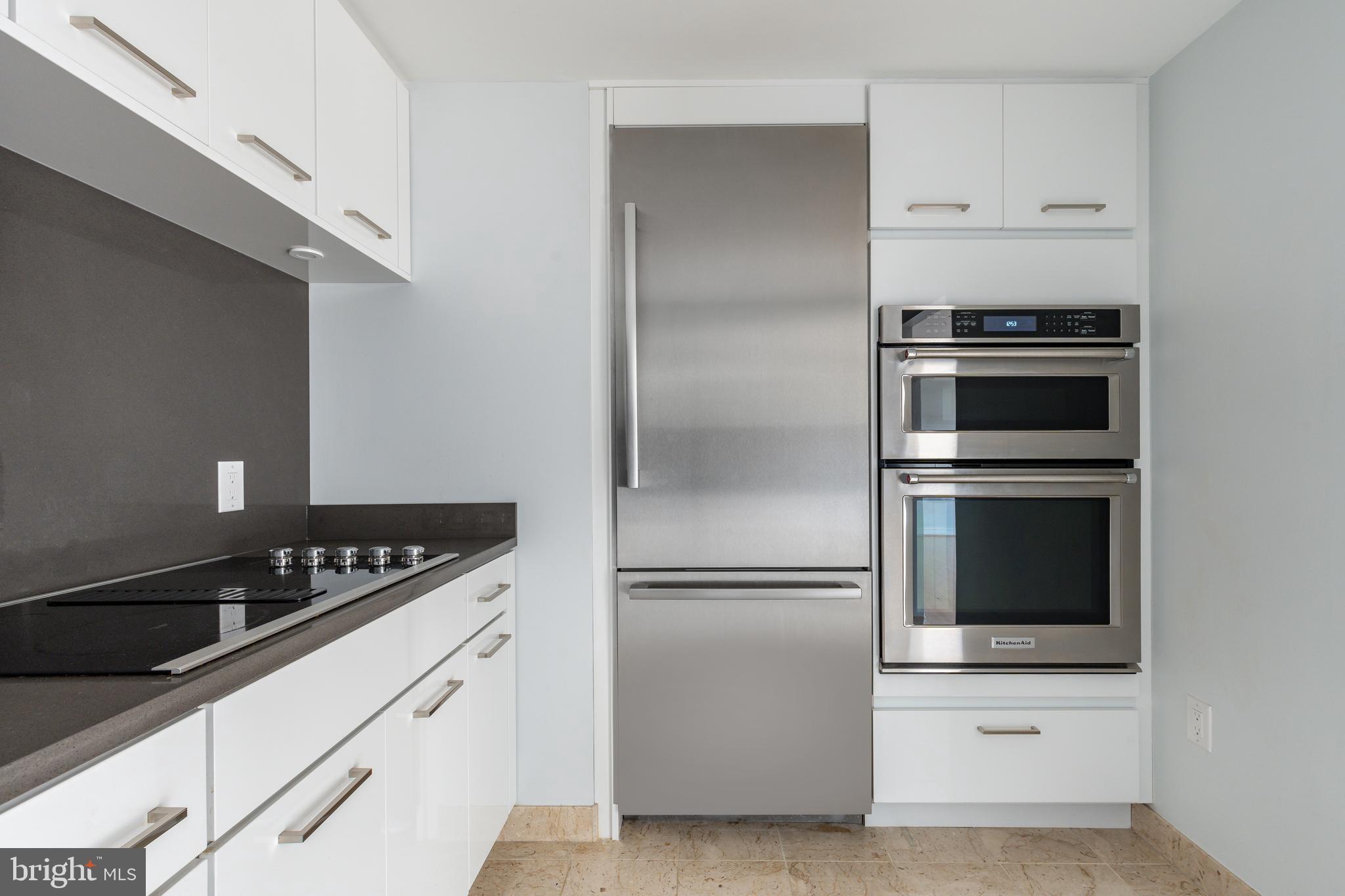 202 West Rittenhouse Square, Unit 1108 Philadelphia, PA 19103 - Photo 17 of 42 Gallery Image 17
