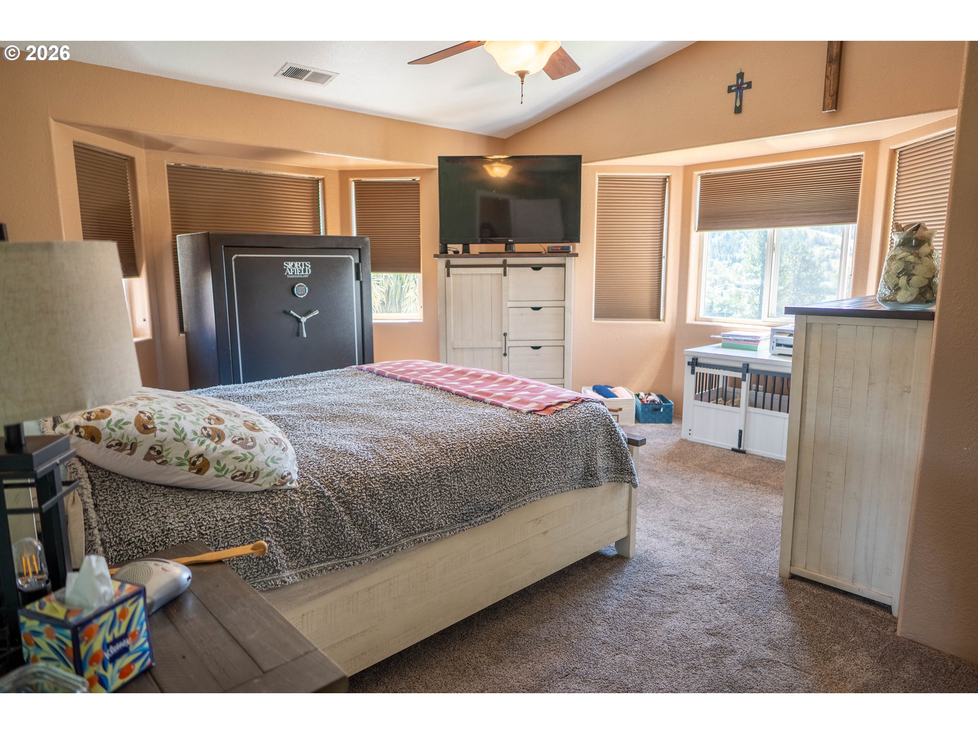 445 Rolling Hills Road Roseburg, OR 97471 - Photo 14 of 48 Bedroom, Primary