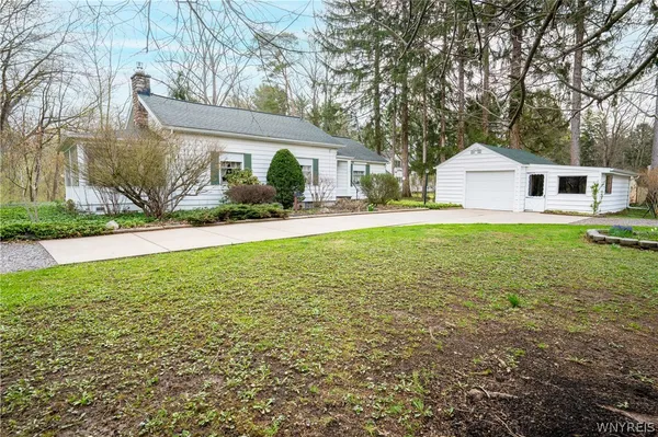 $269,900 | 7587 Back Creek Road, Boston, NY 14075